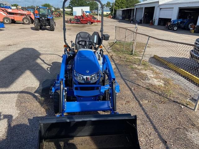 Image of New Holland Workmaster 25S equipment image 2