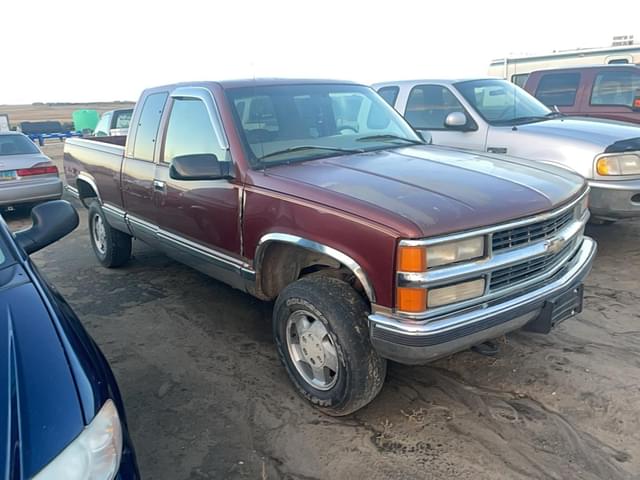 Image of Chevrolet 1500 equipment image 1