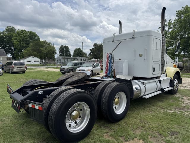 Image of Kenworth T800 equipment image 2