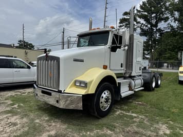 Main image Kenworth T800