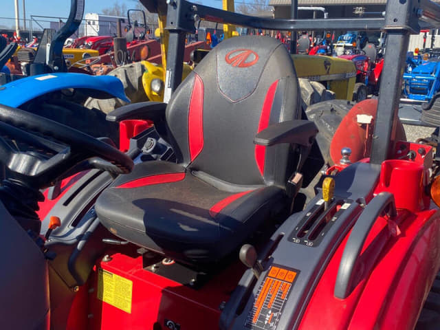 Image of Mahindra 1635 equipment image 3