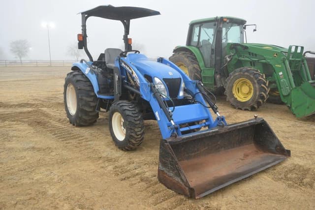 Image of New Holland TC45DA equipment image 3