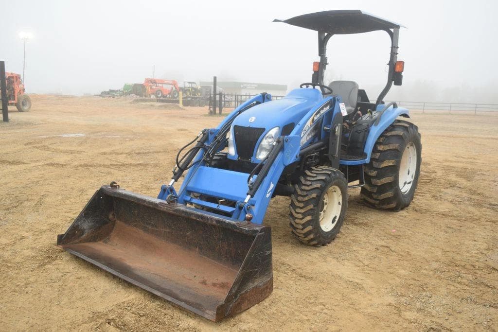 Image of New Holland TC45DA Primary image