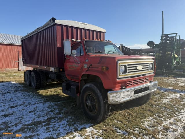 Image of Chevrolet C65 equipment image 1