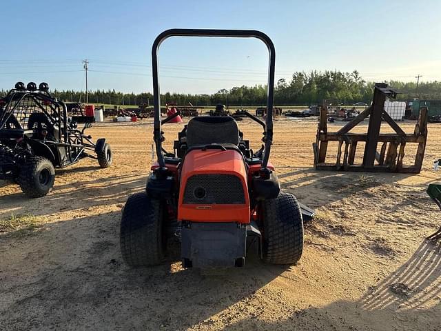 Image of Kubota ZD331 equipment image 4
