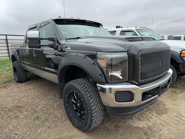 Image of Ford F-350 equipment image 4
