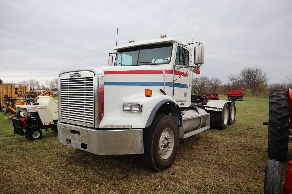 Image of Freightliner FLD120 Primary image