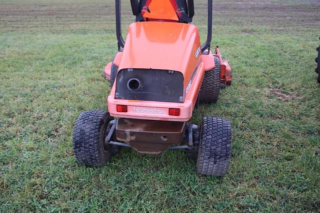 Image of Kubota F3060 equipment image 2