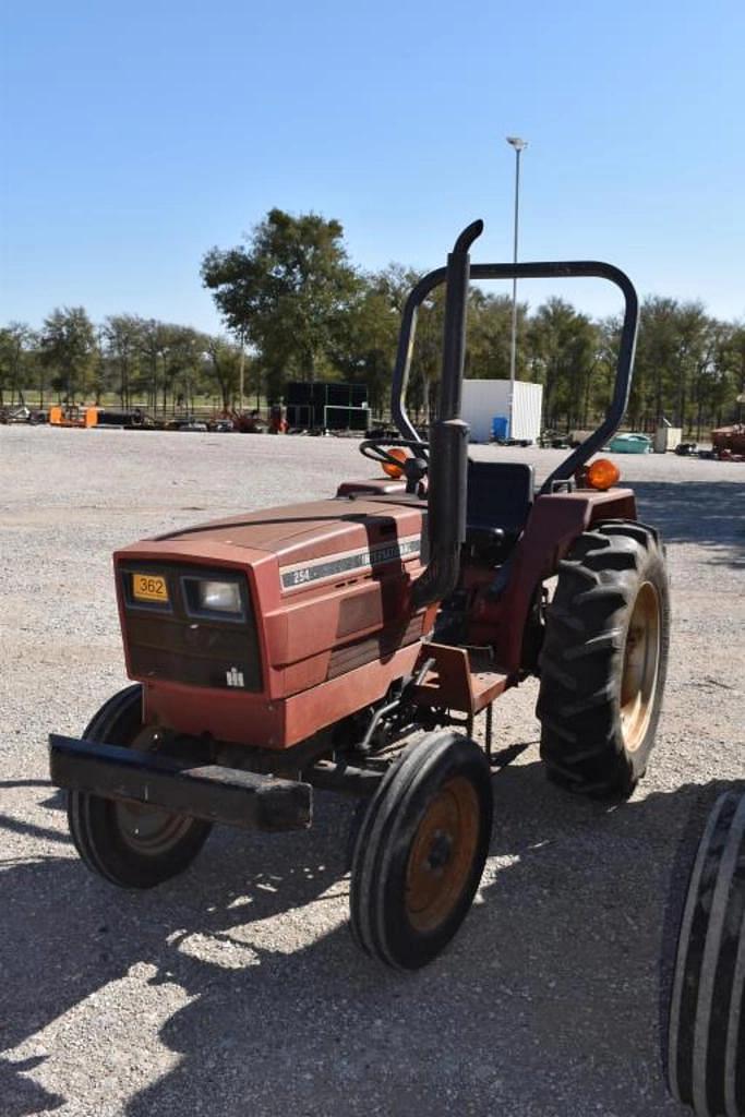 Image of International Harvester 254 Primary image