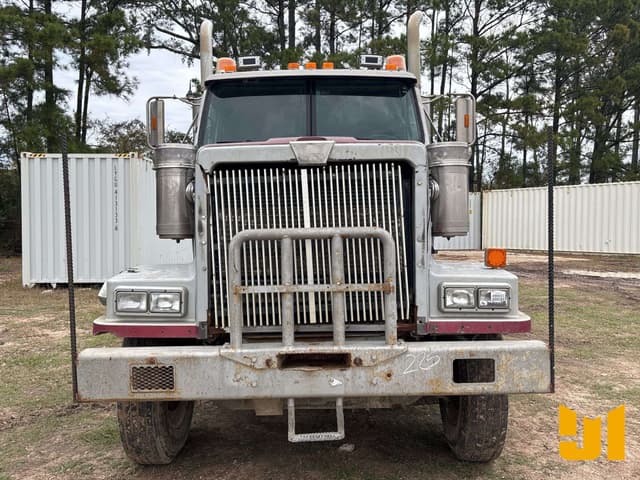 Image of Western Star 4900 equipment image 2