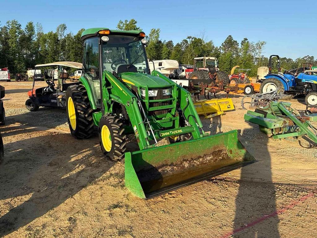 Image of John Deere 4052R Primary image