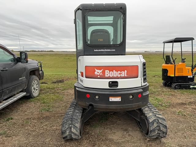 Image of Bobcat E35 equipment image 2