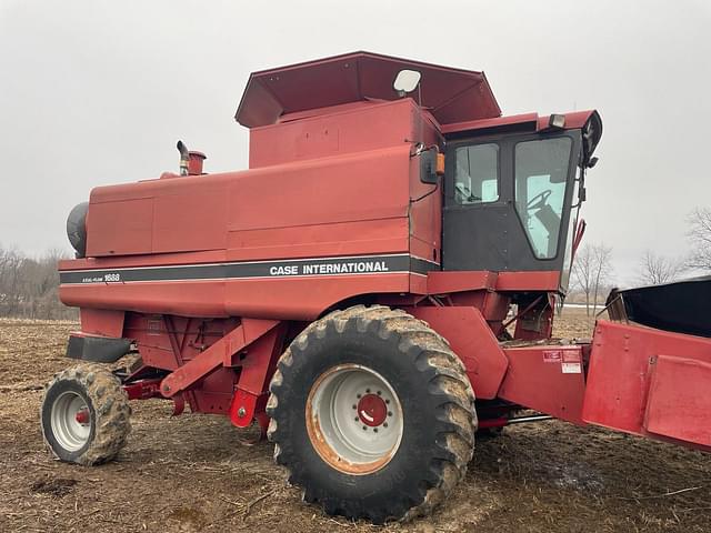 Image of Case IH 1688 equipment image 1