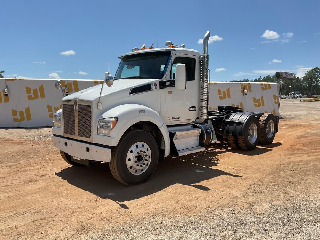 Image of Kenworth T880 Primary image