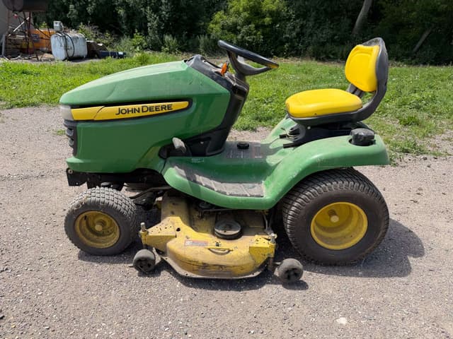 Image of John Deere X320 equipment image 1