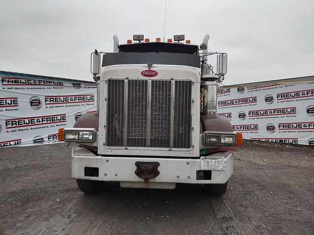 Image of Peterbilt 378 equipment image 1
