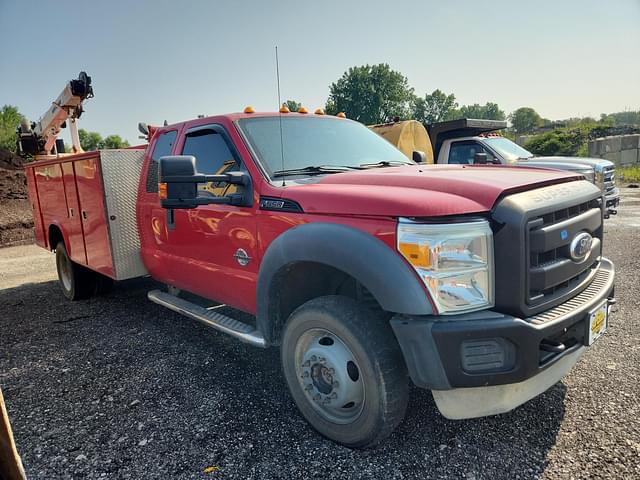 Image of Ford F-550 equipment image 1