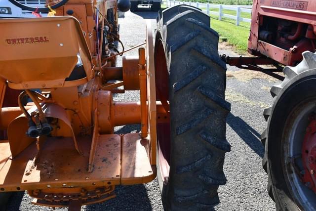 Image of Minneapolis-Moline R equipment image 4