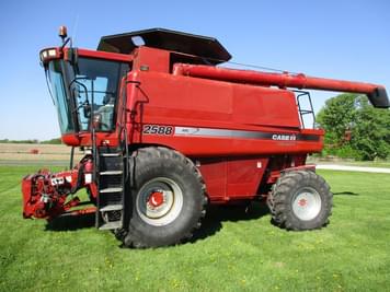 Main image Case IH 2588