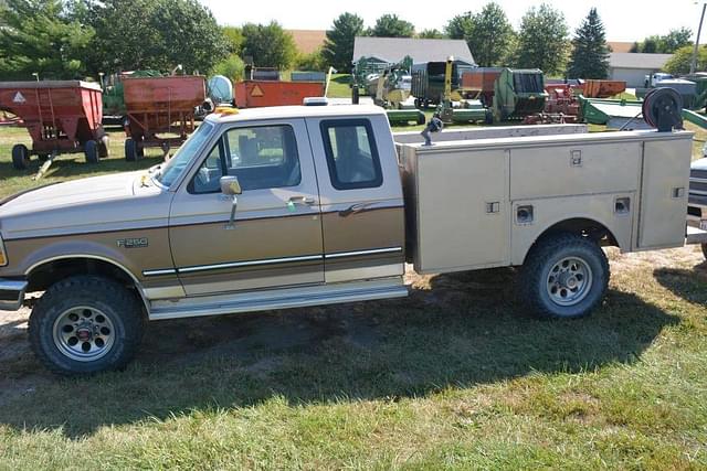 Image of Ford F-250 equipment image 1