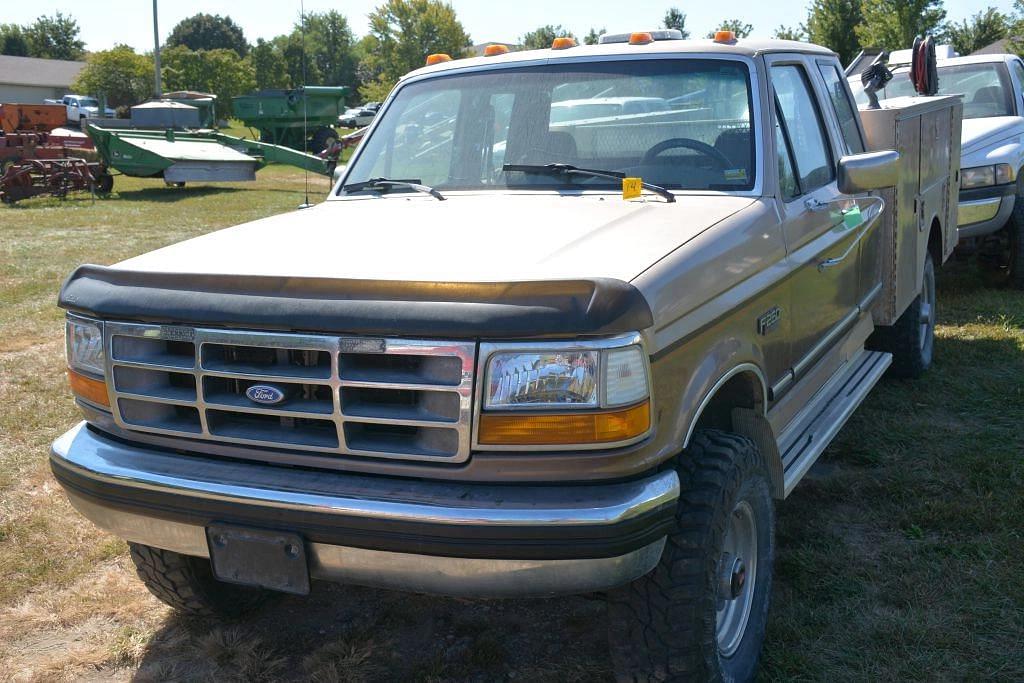 Image of Ford F-250 Primary image