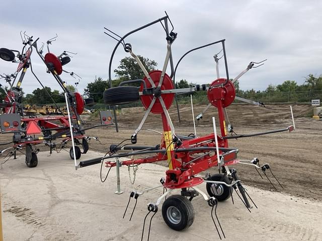 Image of Massey Ferguson TD524 equipment image 1