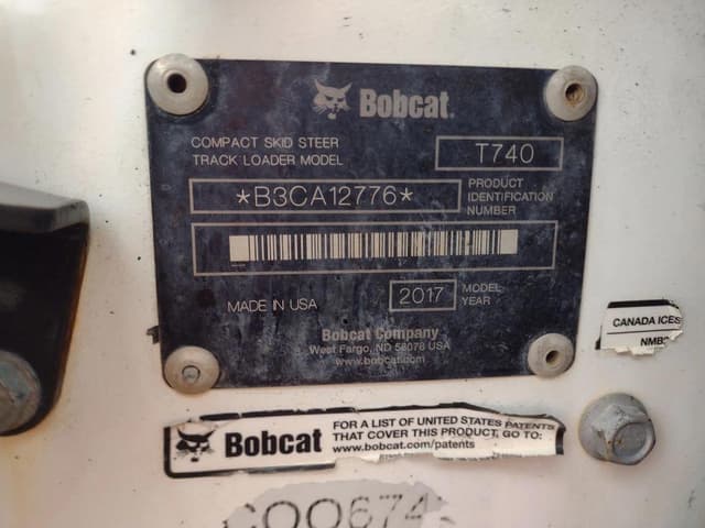 Image of Bobcat T740 equipment image 4