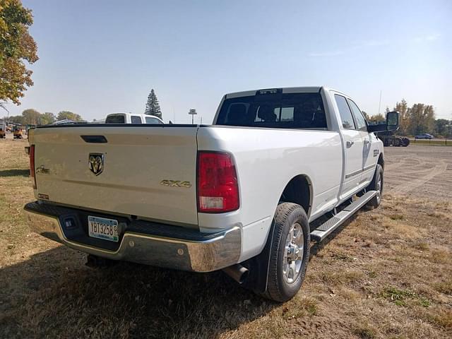 Image of Dodge Ram 3500 equipment image 4