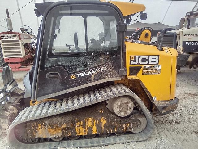 Image of JCB 3TS-8T equipment image 3