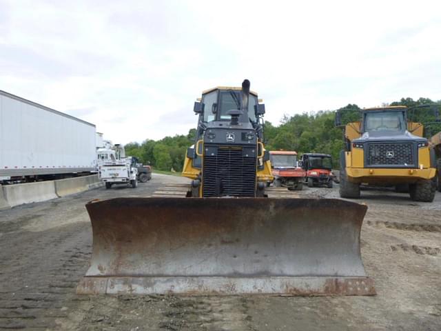 Image of John Deere 700K LGP equipment image 3