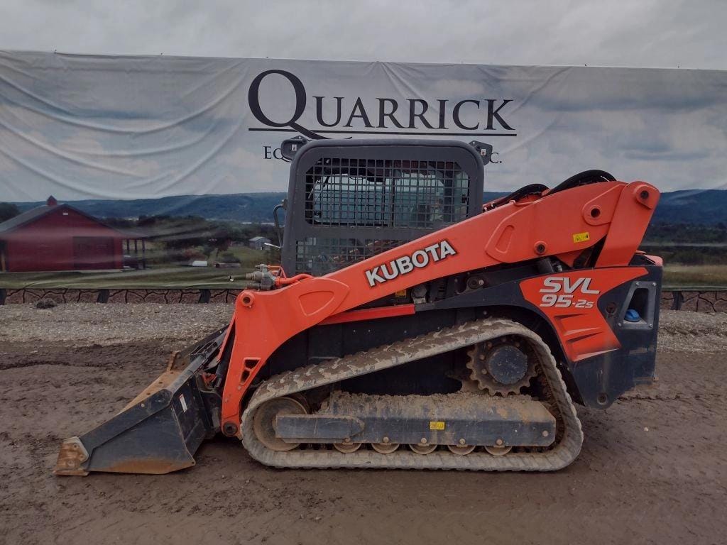 2017 Kubota SVL95-2S Equipment Image0