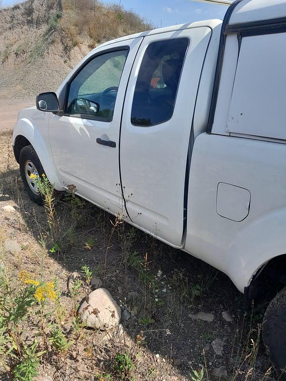 Image of Nissan Frontier equipment image 2