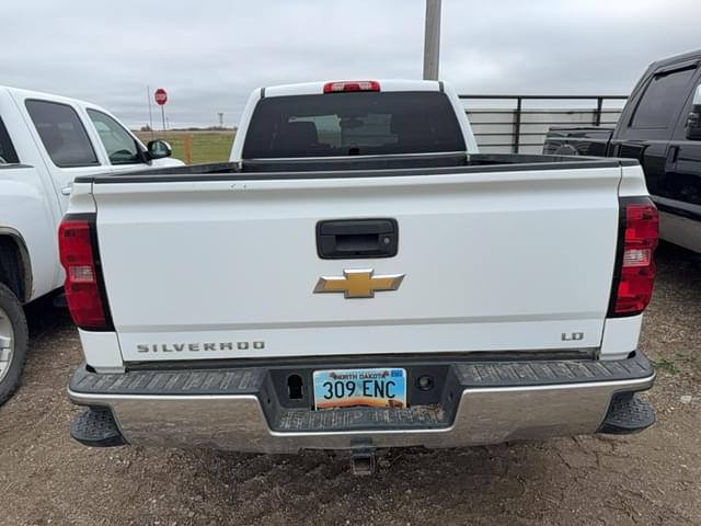 Image of Chevrolet 1500 equipment image 2
