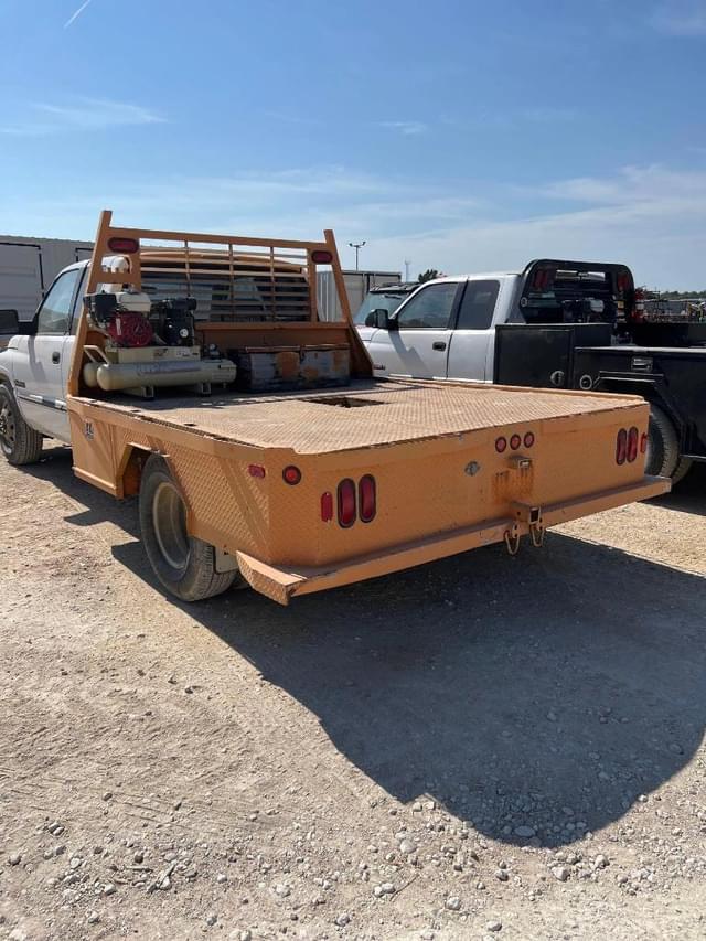 Image of Dodge Ram 3500 equipment image 2
