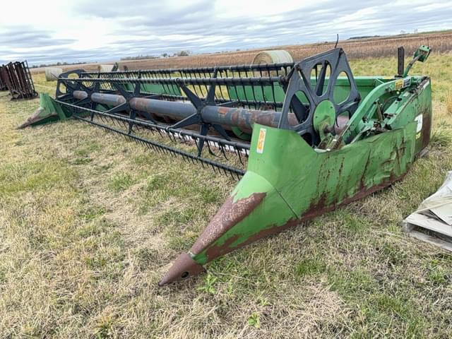 Image of John Deere 925 equipment image 4