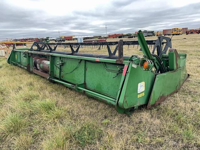 Image of John Deere 925 equipment image 2