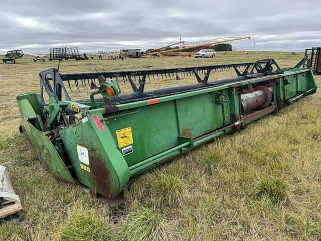 Image of John Deere 925 equipment image 3
