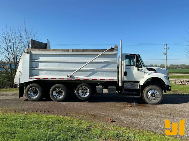 Image of International 7400 Workstar equipment image 3