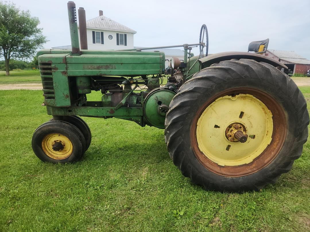 Image of John Deere G Primary image