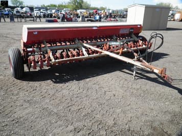 Main image Melroe 242