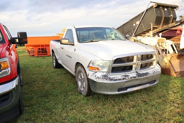 Image of Dodge Ram 1500 equipment image 1