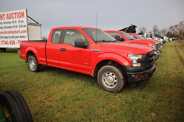 Image of Ford F-150 equipment image 1