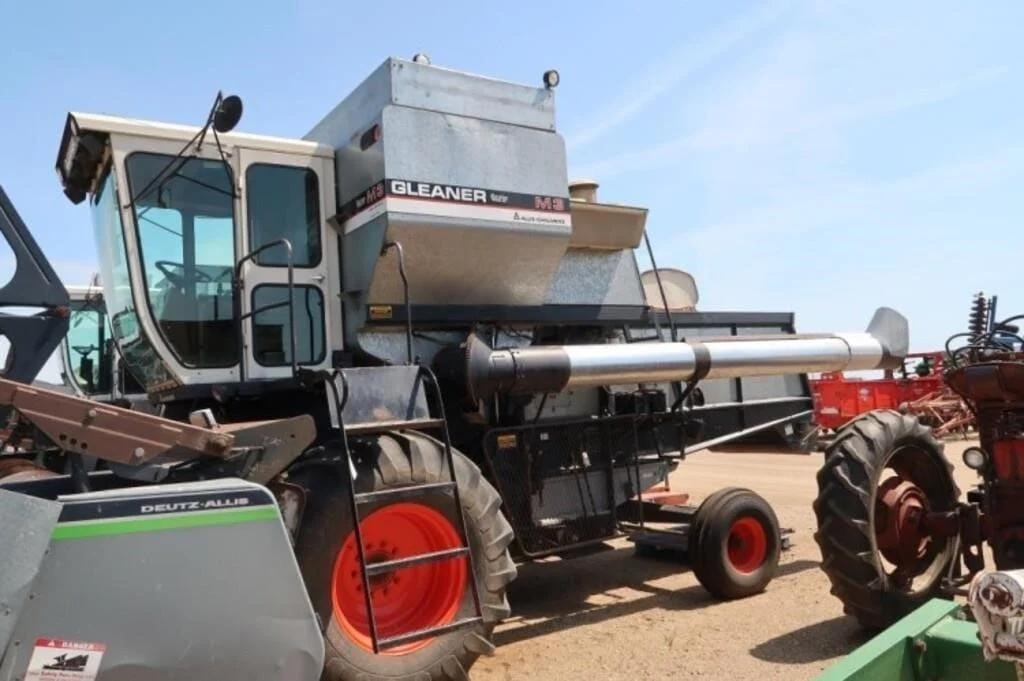 Main image Gleaner M3