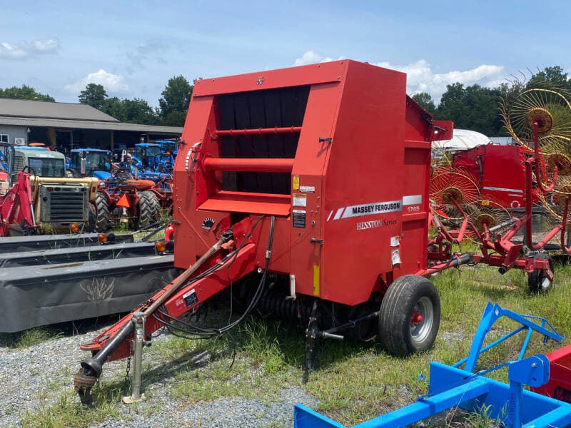 Image of Massey Ferguson 1745 Primary image