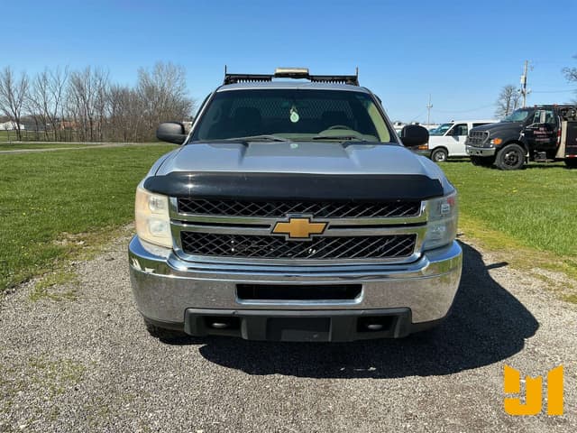 Image of Chevrolet 2500HD equipment image 1