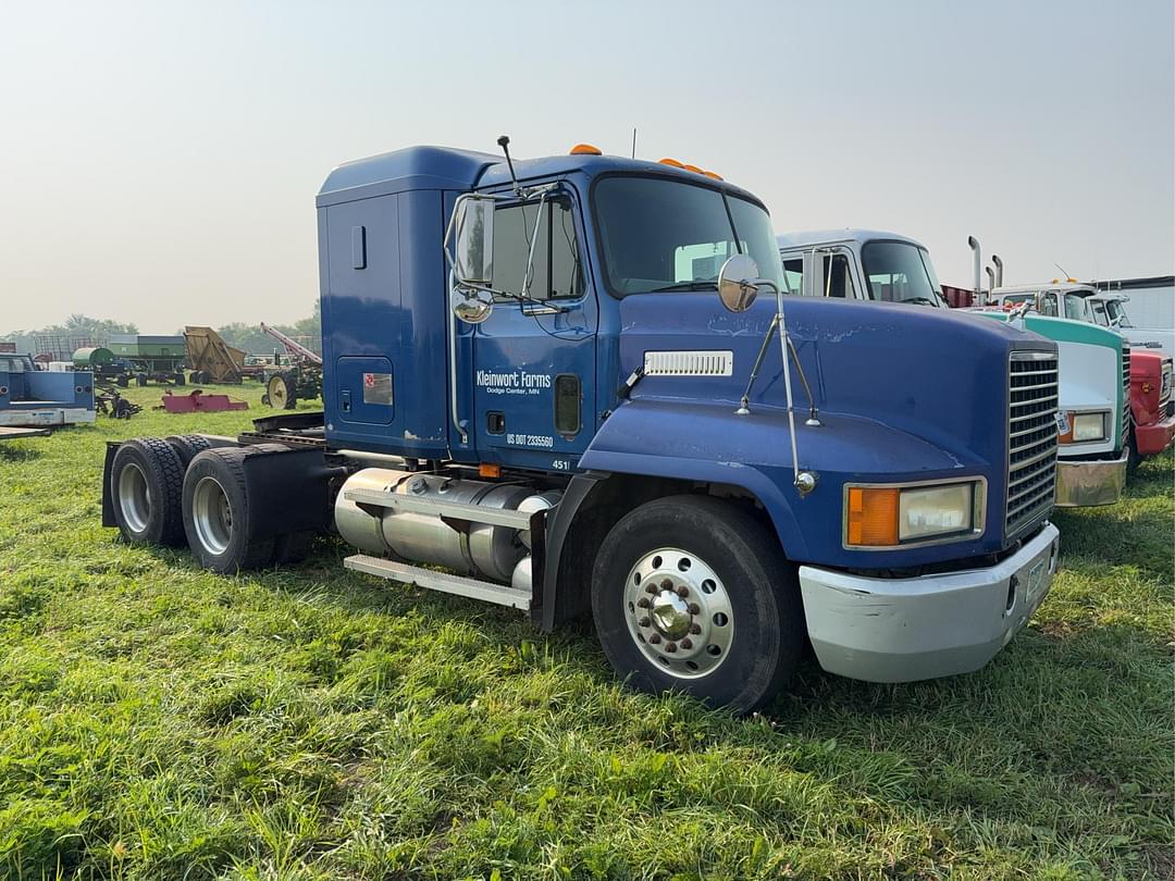 Image of Mack CH600 Primary image