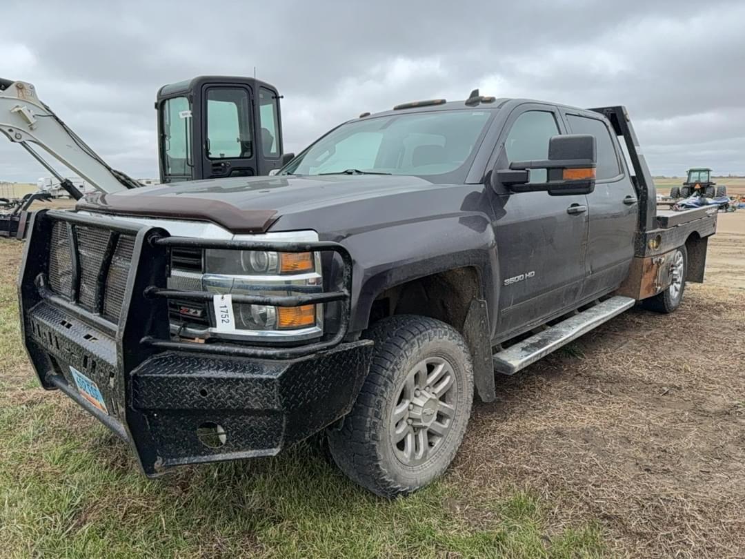 Image of Chevrolet 3500 Primary image