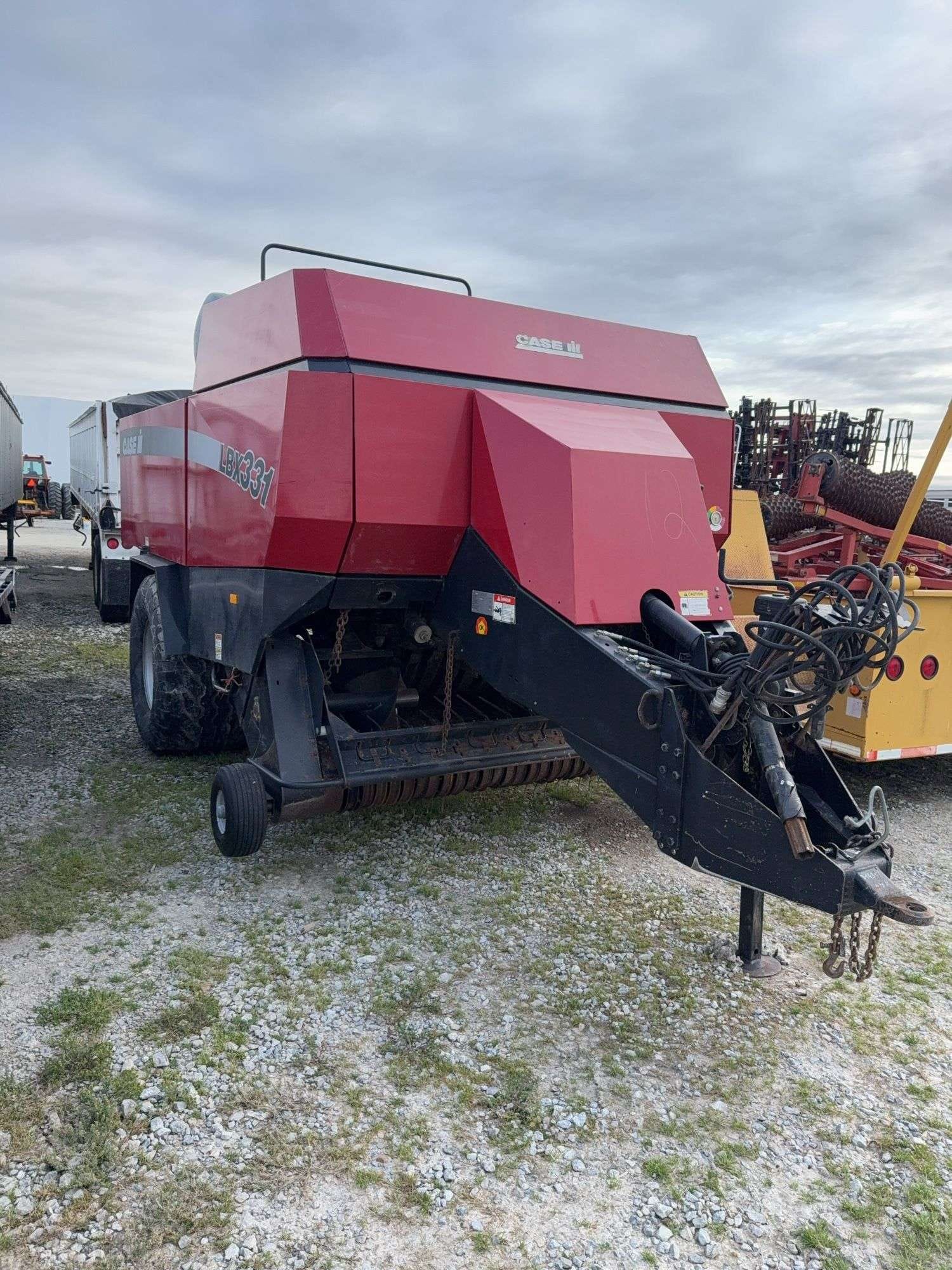 2004 Case IH LBX331 Equipment Image0