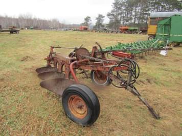 Main image International Harvester 70