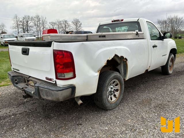 Image of GMC 1500 equipment image 4